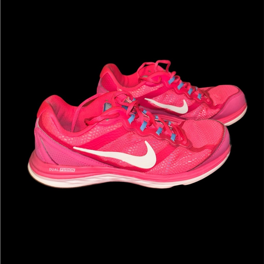 Nike shoes - Picture 3 of 5
